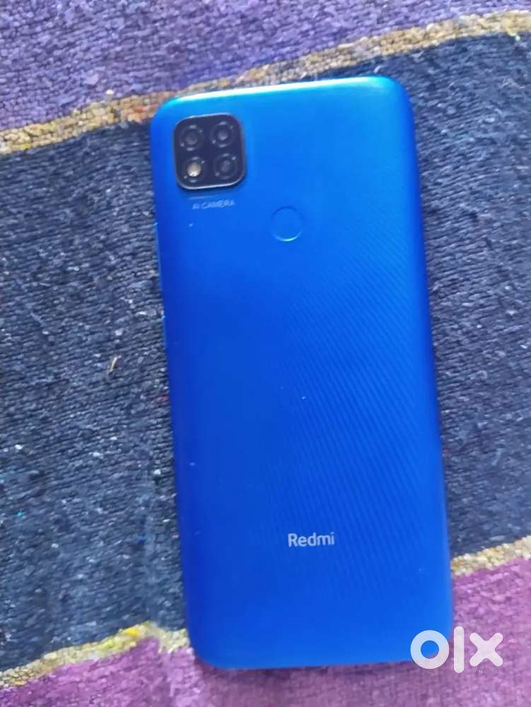 Mobile acha hai kuch khrab nhi hai redmi 9 hai 4 64 jb hai