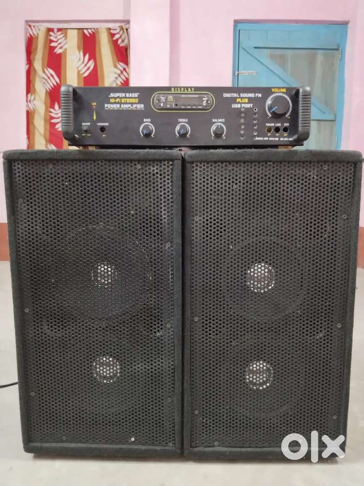 300 watt stereo amplifier with 2 top  double 8 inch and samcon twitter