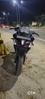 Bajar rs200 bs6 2022 model