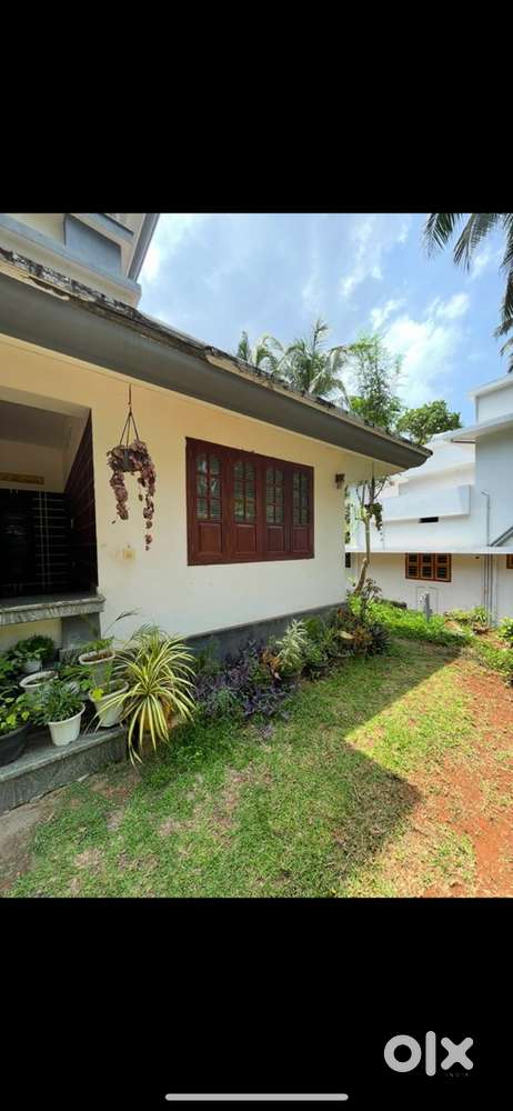 For boys . Cooking available