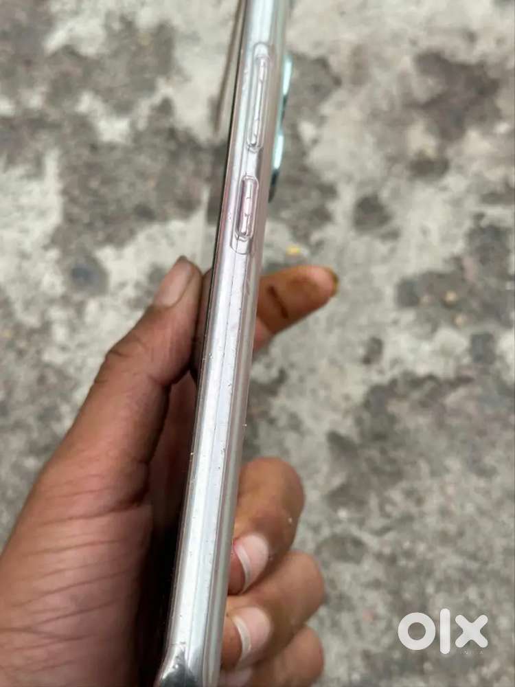 3 mahine chalava phone hai bhai