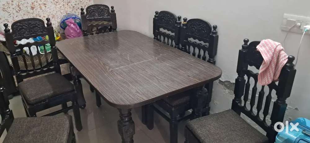 Dinning table