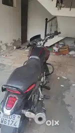 Bajaj vikrant v15 new tayer & look like new