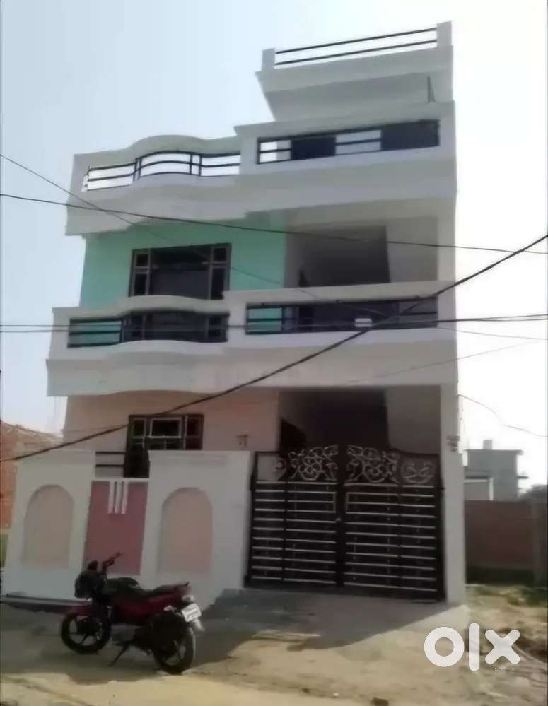 House Sale near sabujnagar