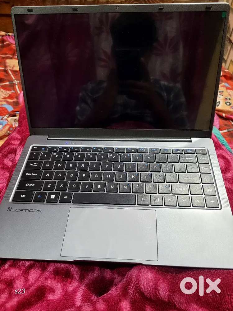 4day old laptop sale emergency money problem