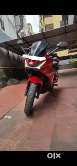 Karizma xmr 210