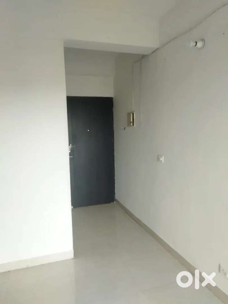 This falt is 3BHK semifurnished for rent