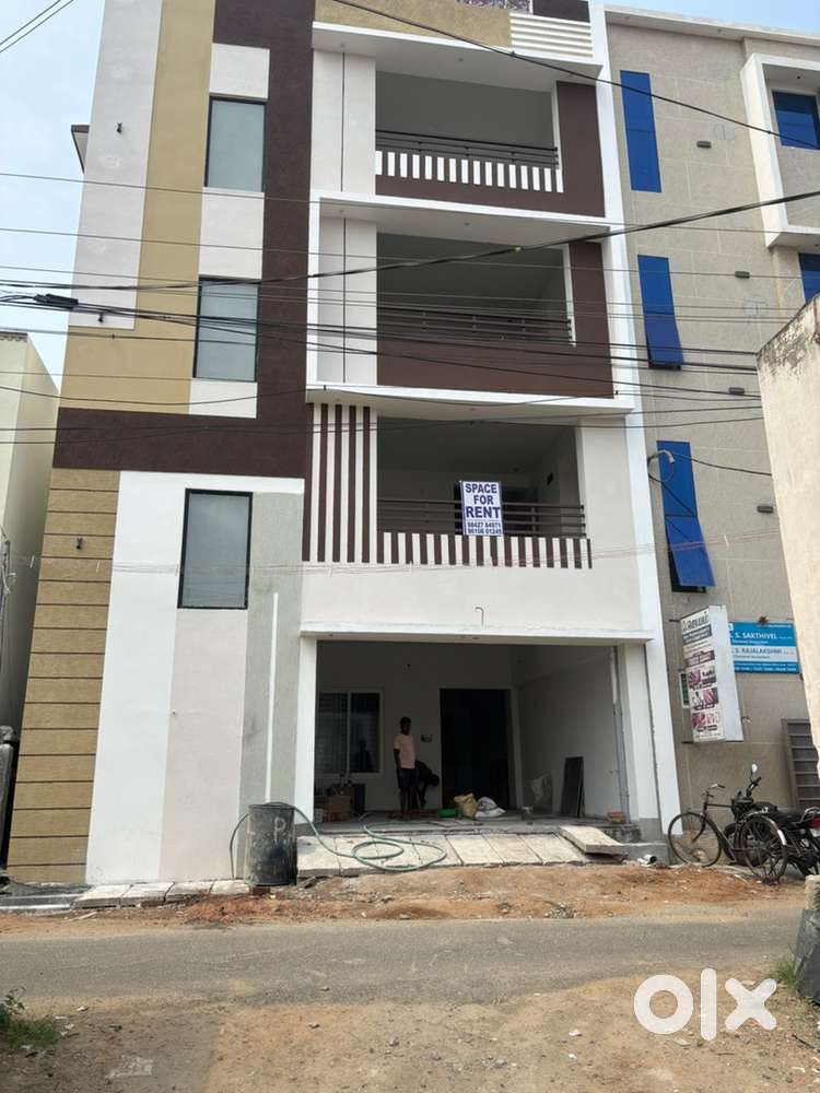 Commercial property for rent near collector office