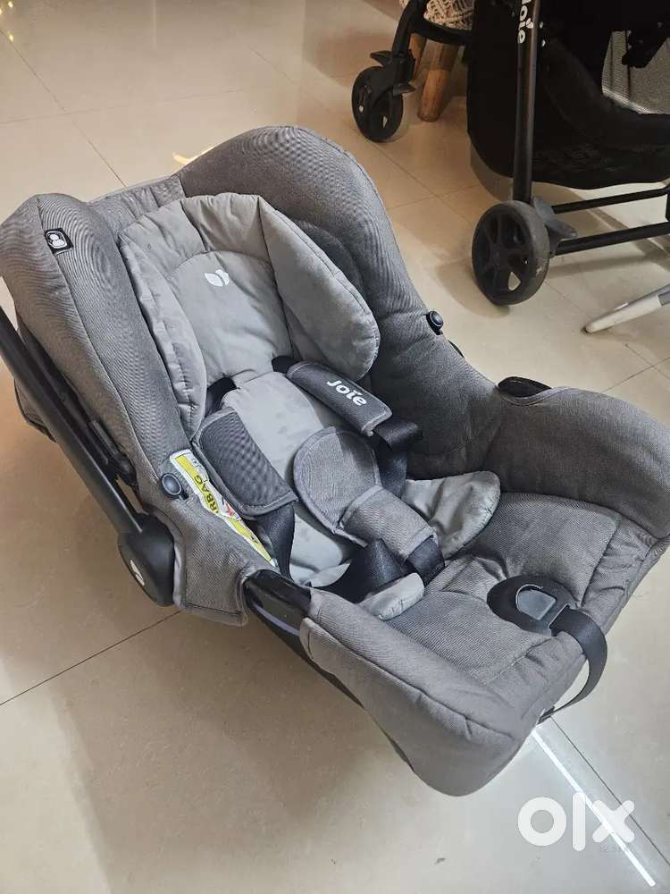 Infant car seat