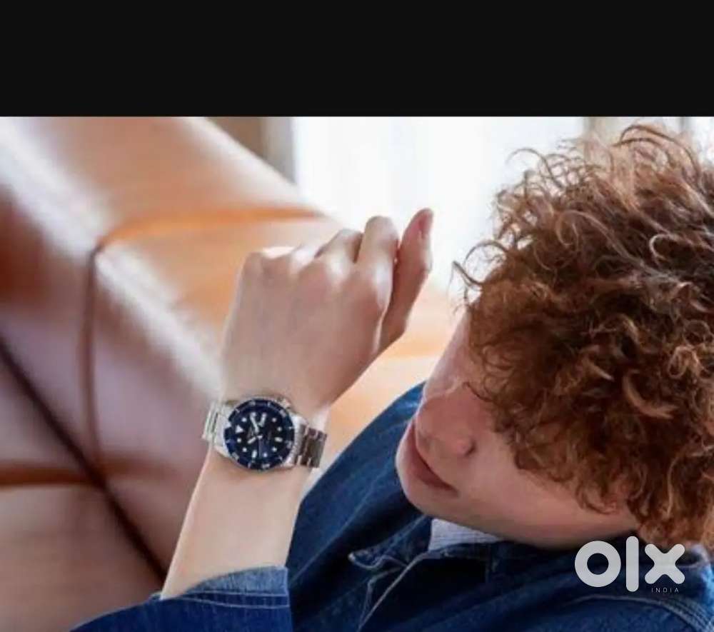 Sale or exchange with other watch brand or same range phone.