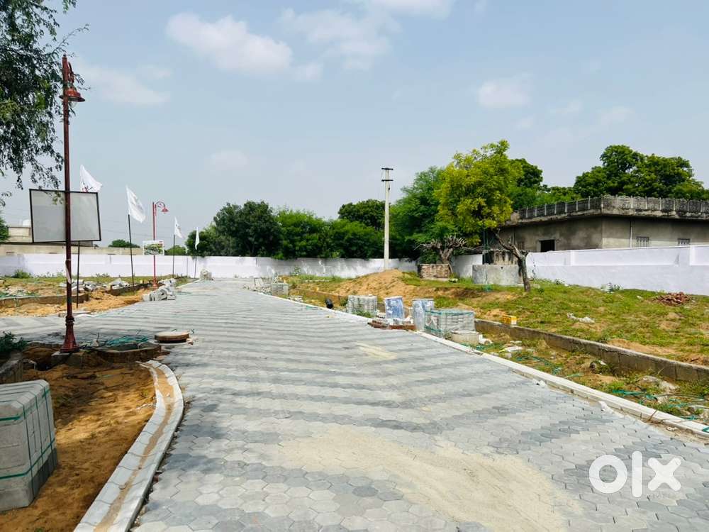 Ajmer road par main market ke pass JDA approved plots ring road pass