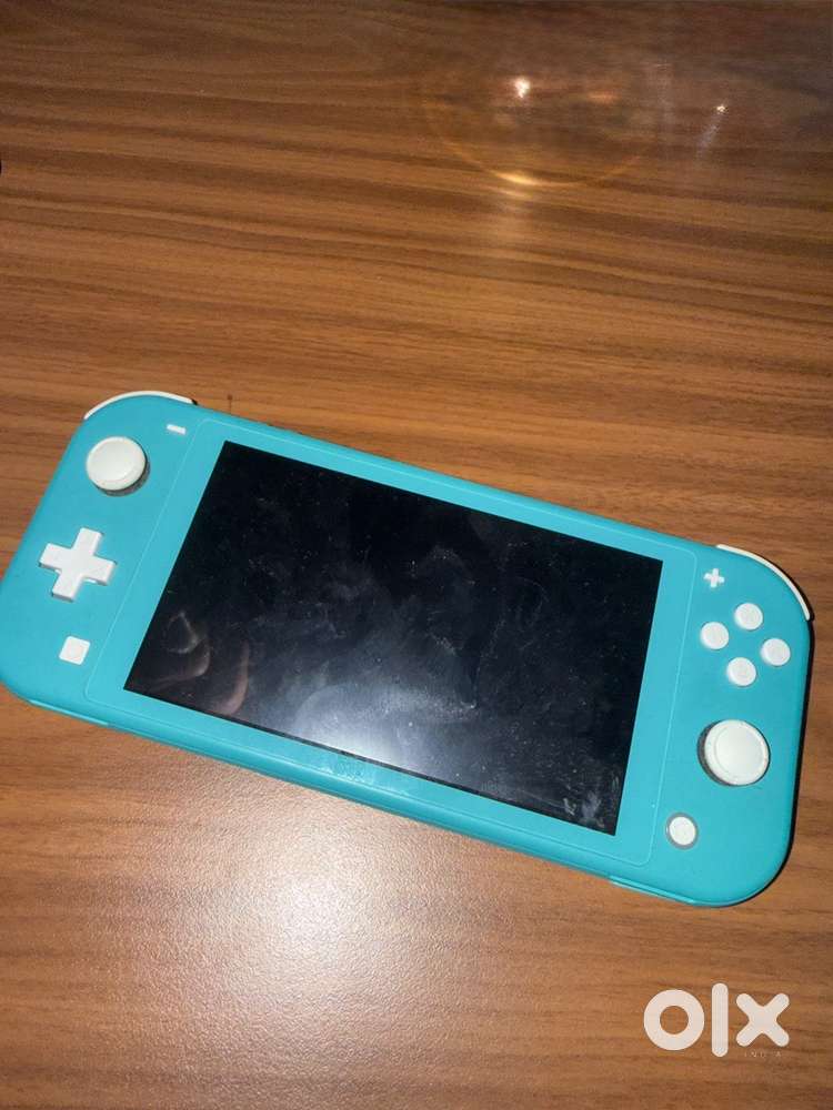 Nintendo Switch Lite Console (With Physical Game)