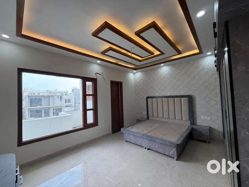 Corner 4BHK Kothi Near 200Ft Rd In Sec124 Sunny Enclave Kharar Mohali