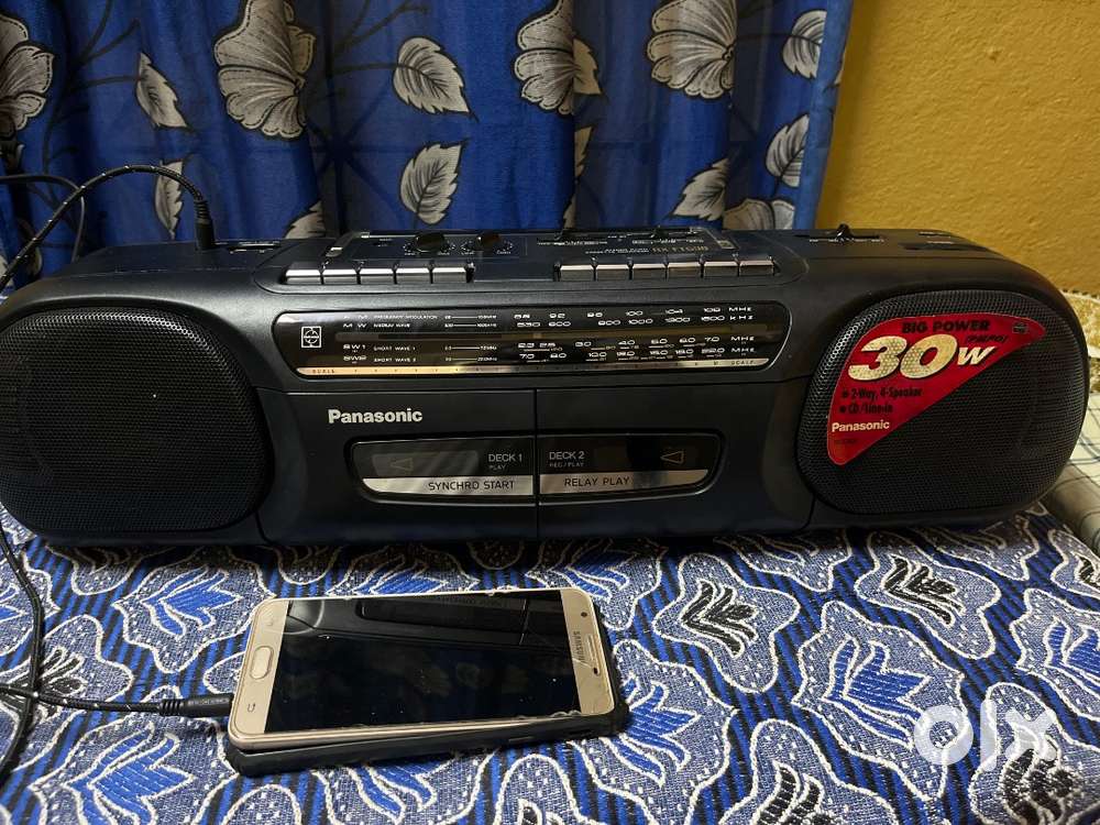 Panasonic tape and radio with aux cable
