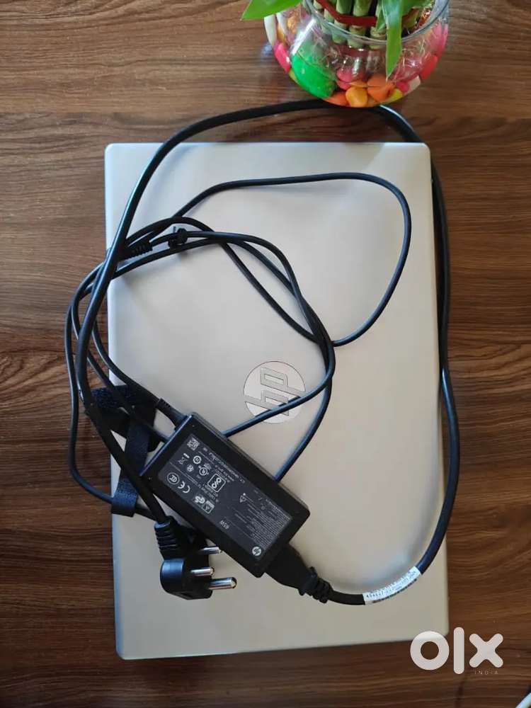 HP Laptop 8/512GB Just 7 Month old Ryzen 3 Quad Core 7320U