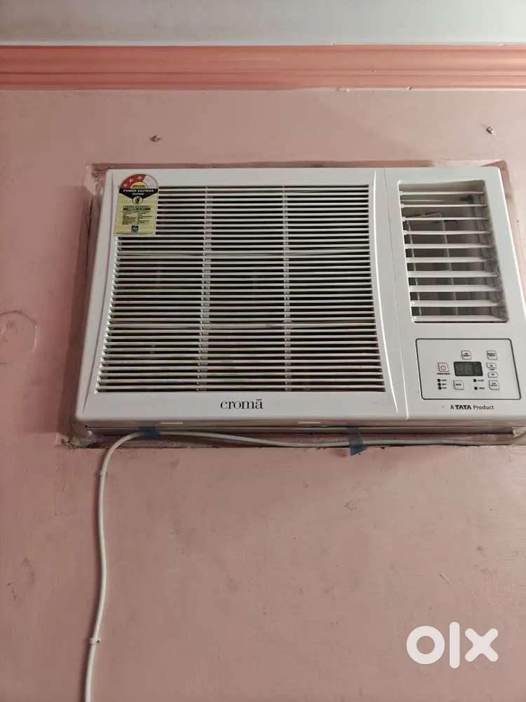 CROMA AC 1.5 Ton 3 Star Only 5 month old bill box available