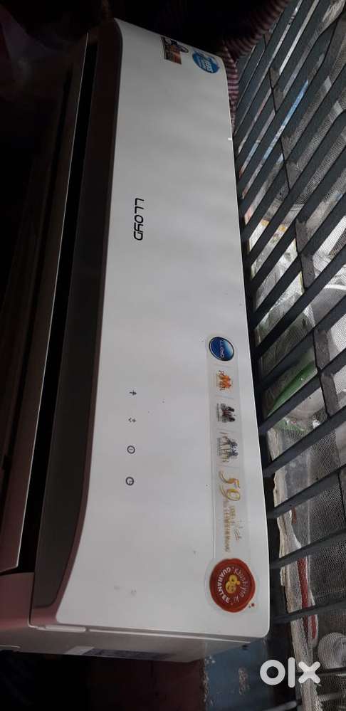 Lloyd 1.5ton ac exlent condition ac