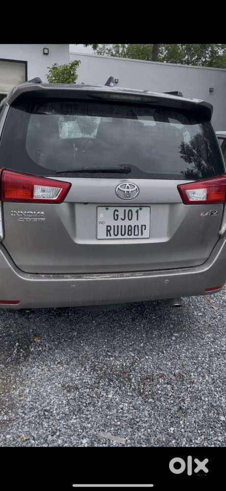 Toyota Innova Crysta 2.4 ZX MT, 2017, Diesel