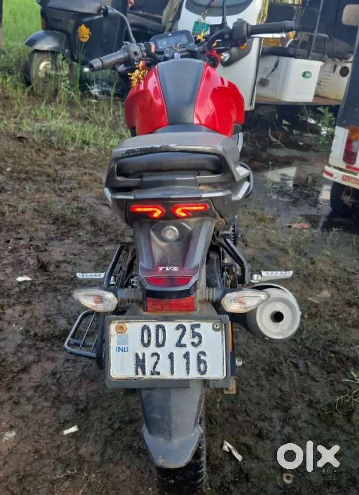 TVS RAIDER 125