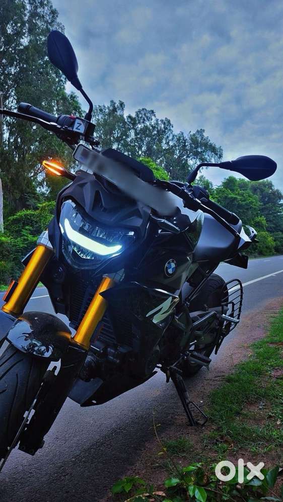 All BMW showroom service/ Excellent Condition/ Less Driven