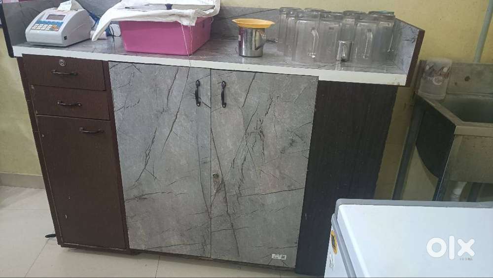 Kitchen table for shops