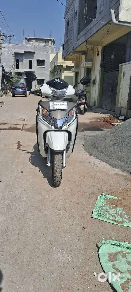 Activa 125 dis
