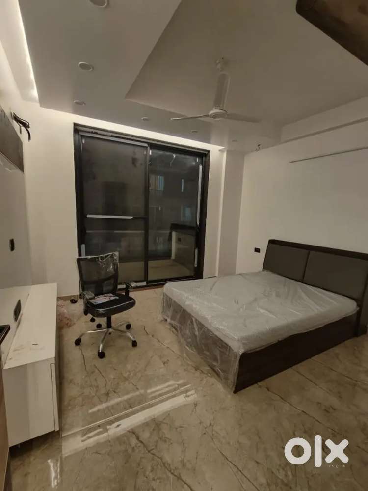 Builder floor 350 sq yard in Sec 45 Gurgaon