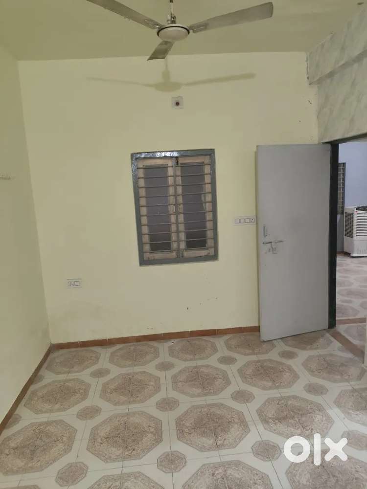 Looking for a male roomate for bopal location