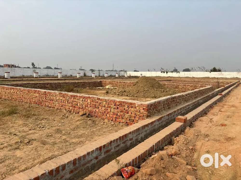 तुरंत घर बनाकर रहने योग प्लॉट खरीदे आउटर रिंग रोड खुरदही मार्केट पास