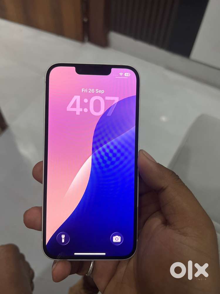 Iphone 14 (white)