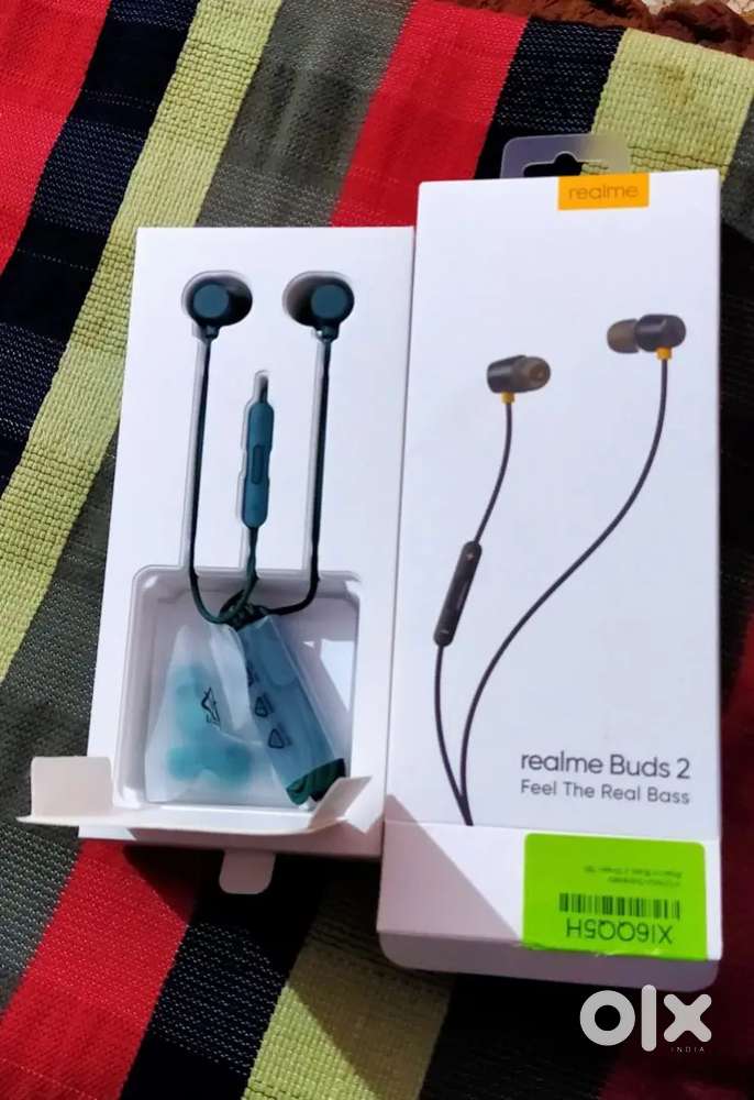 Realme buds 2 wired earphone Brand new unused.     Fix price