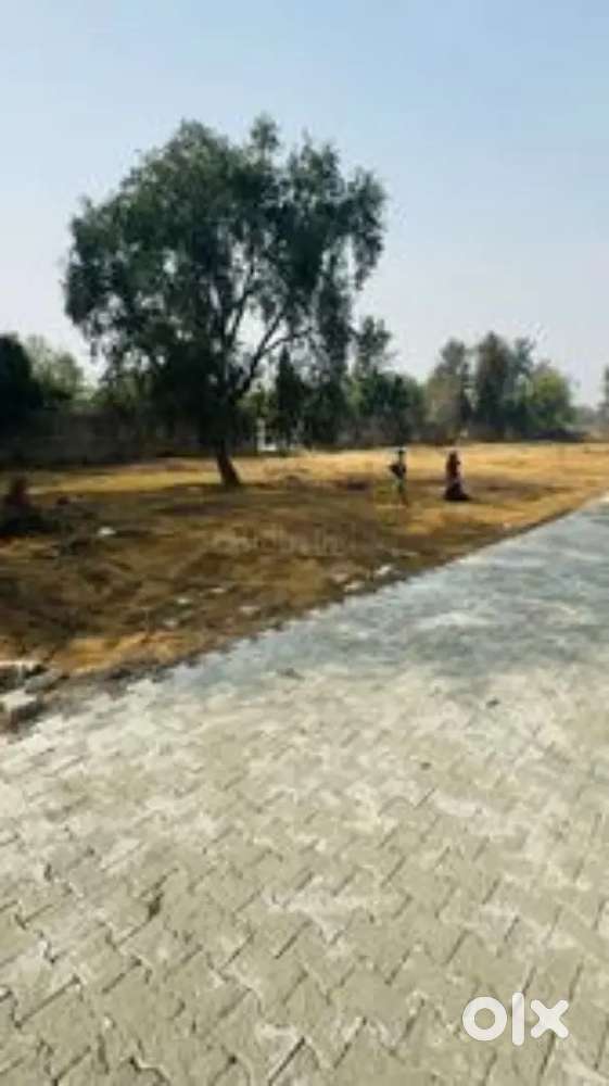 Residential plot Sale in gated society