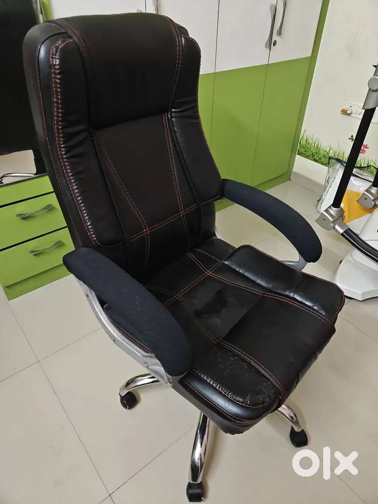Office / computer chair