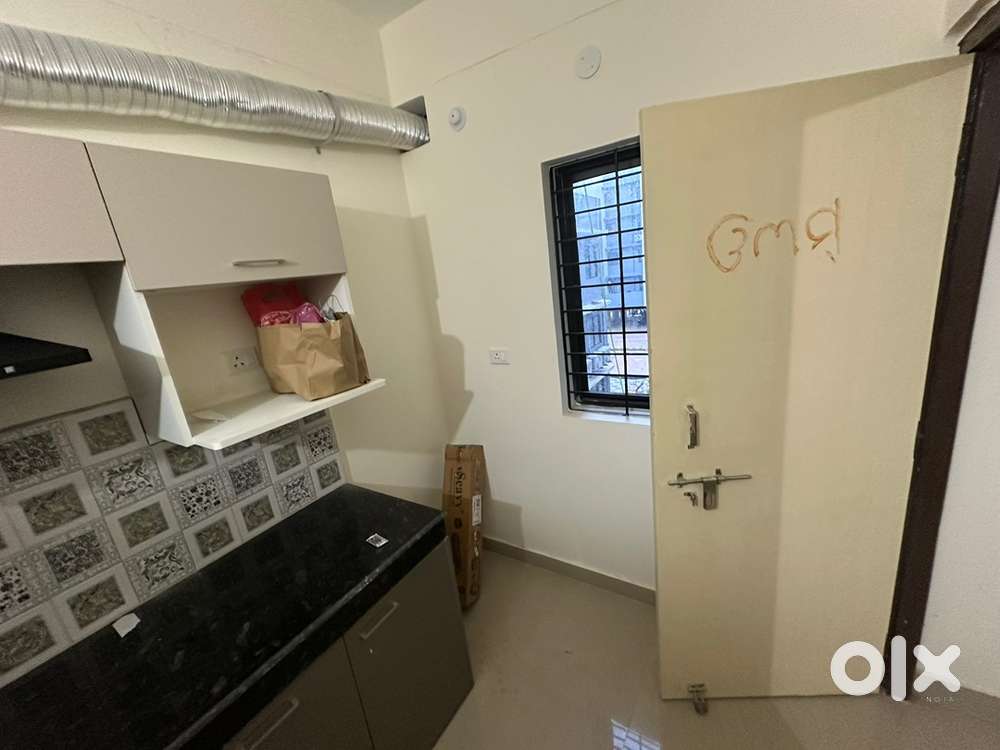 2 BHK semi furnished flat in Ashray Vihar phase 1, madanpur