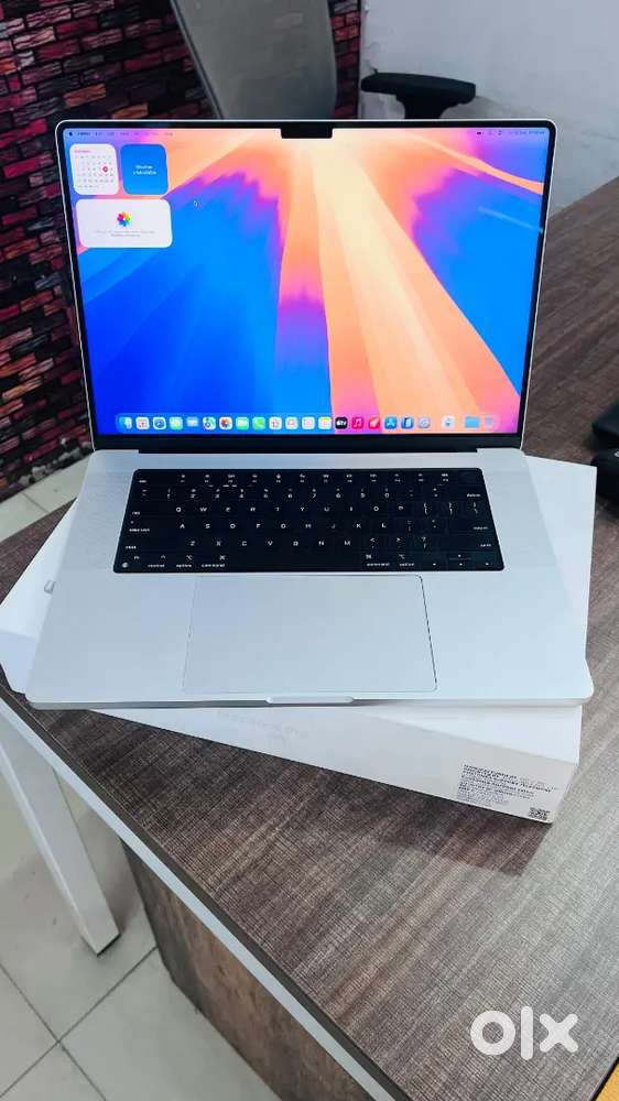 MacBook Pro M3 Pro 16 inch Battery Health 96% Excellent Condition