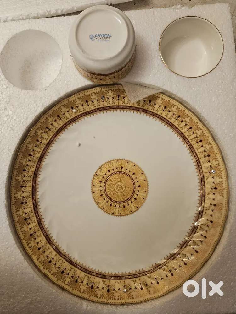 Many unused home utility items for urgent sell