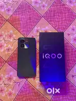 iQOO Z9x.    (8...128)gb