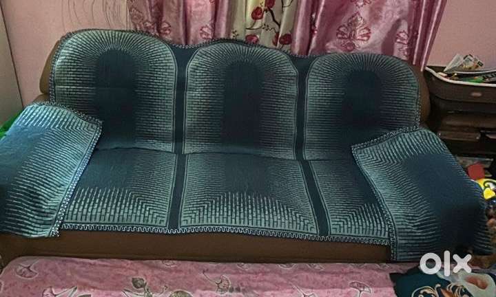 3 Seater Sofa for Sell