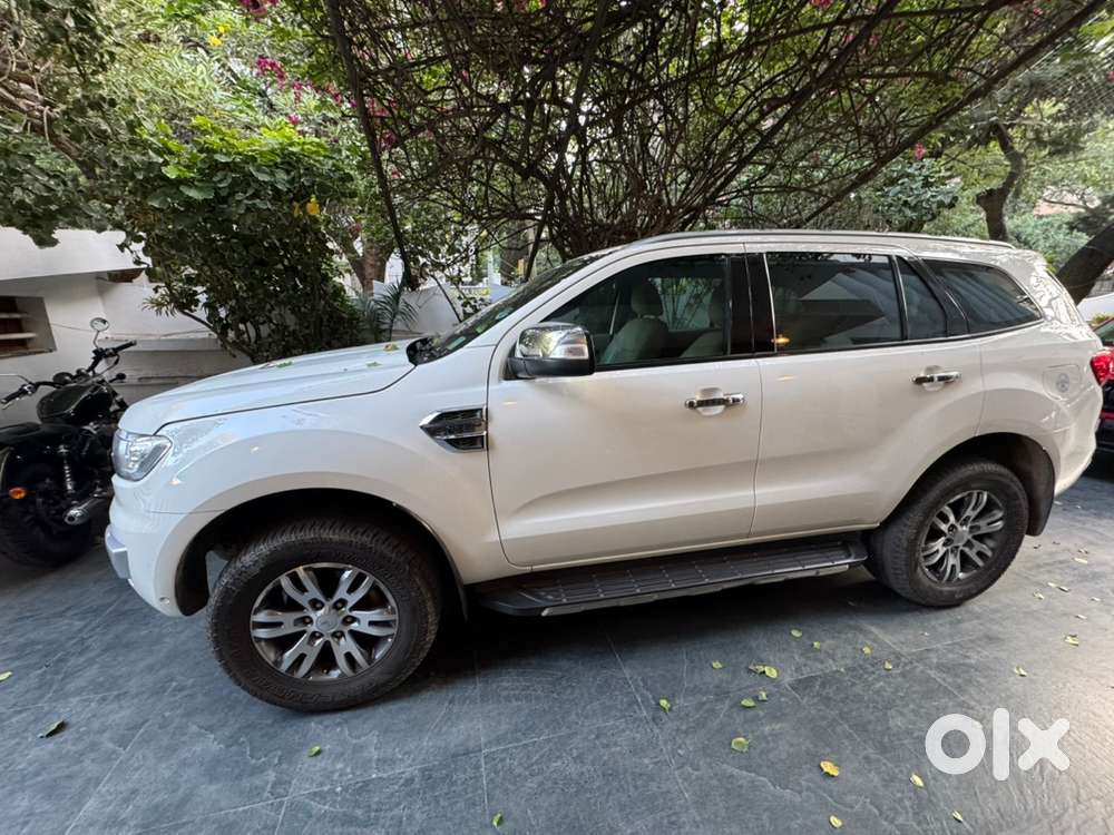 Ford Endeavour 2018 102000 Km Driven