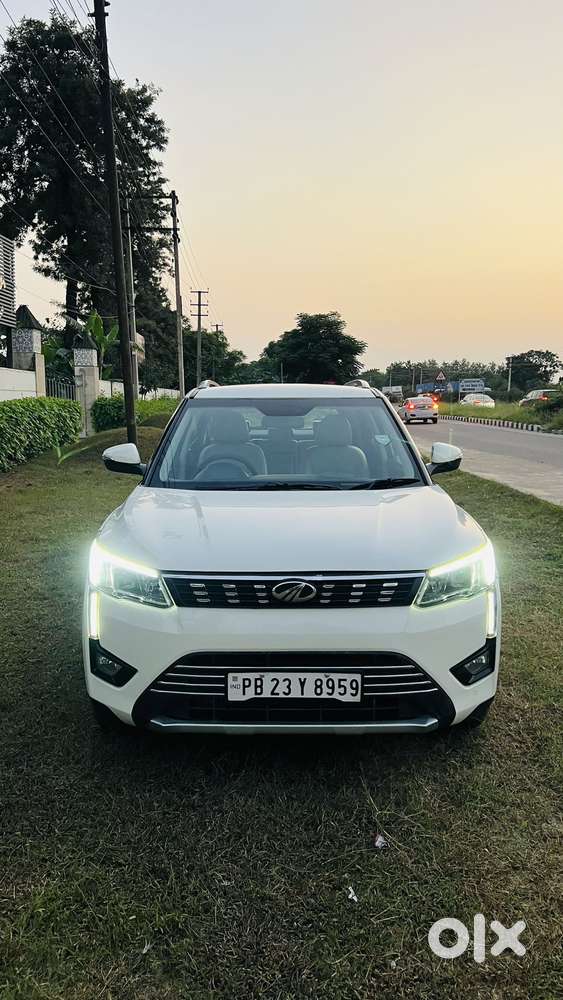 Mahindra XUV300 W8 Option Diesel, 2020, Diesel