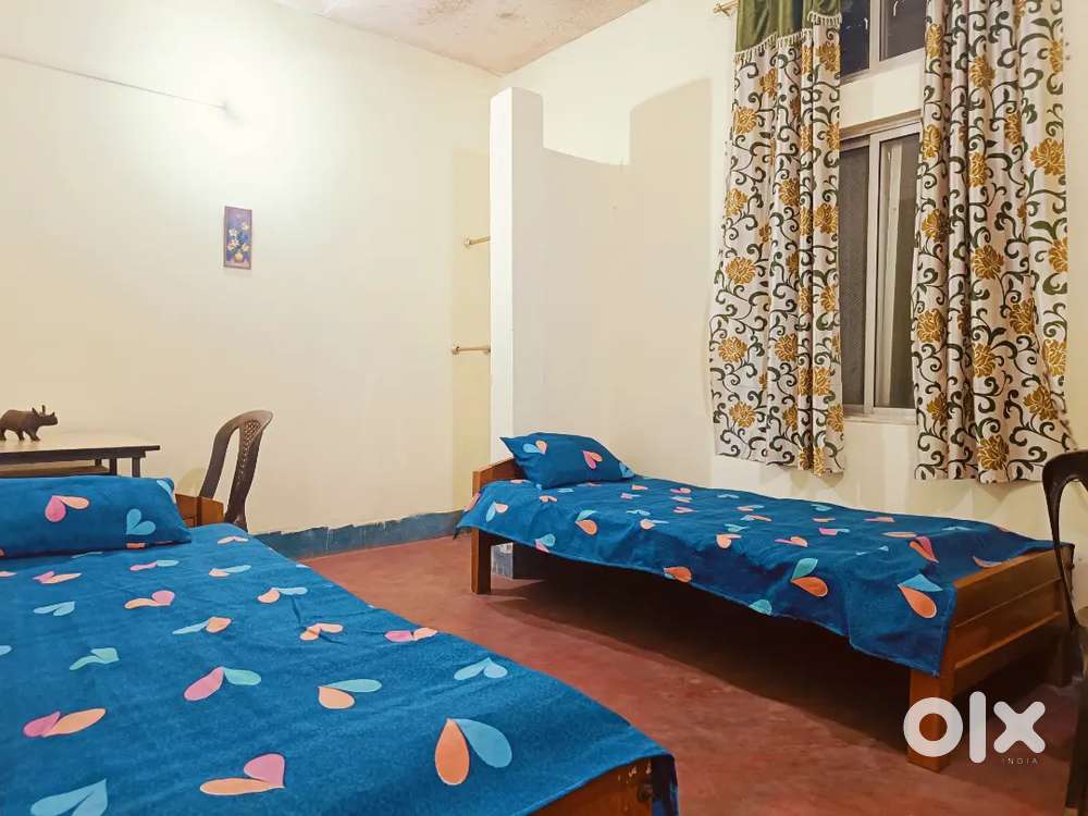 Kaia Girl's/Women's P. G