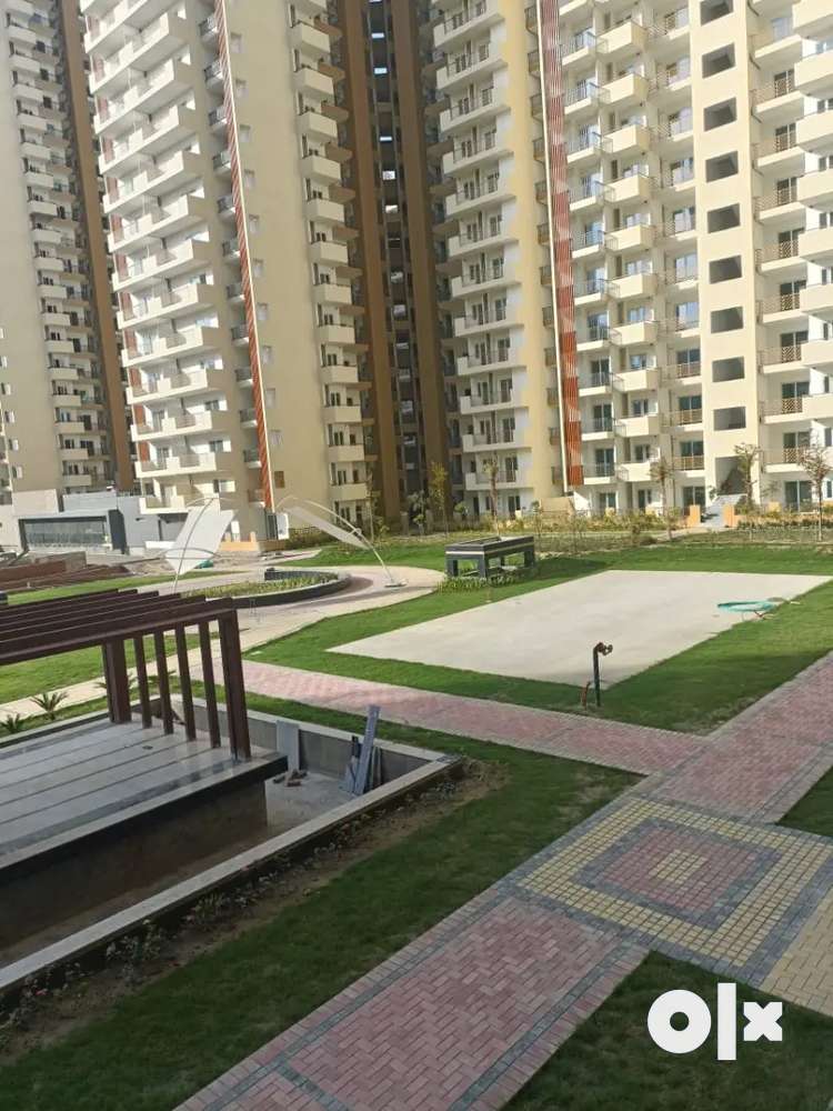 Ready to move society flat in noida extension near Gaur City