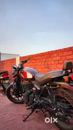 Royal Enfield Hunter 350 - 2024 Year (8K driven)