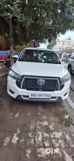 Toyota Innova Crysta 2.4 G Plus MT 8 STR, 2023, Petrol
