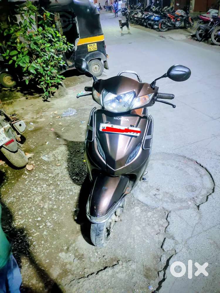 Normal service donon tyre chang aur minor damage