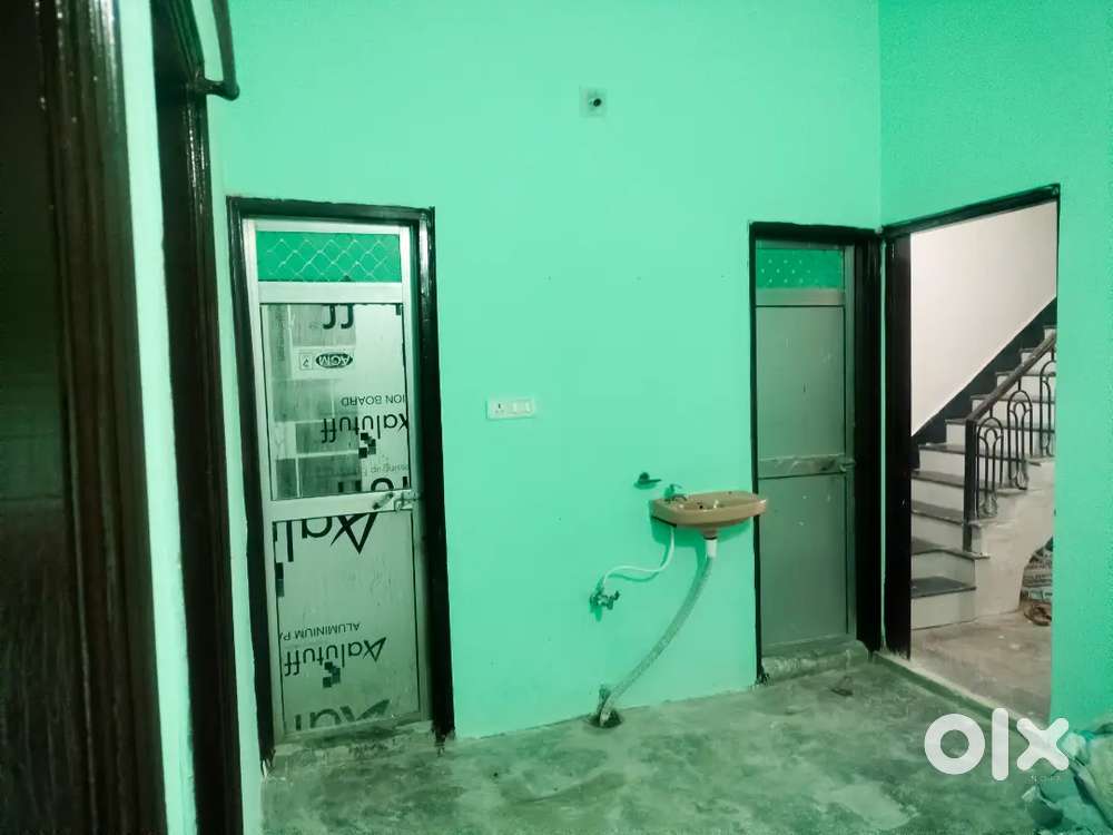 Only vegetarian...kamre ashram