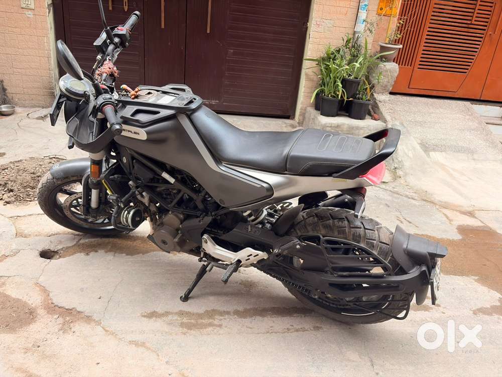 Husqvarna svartpilen 250 (2021)