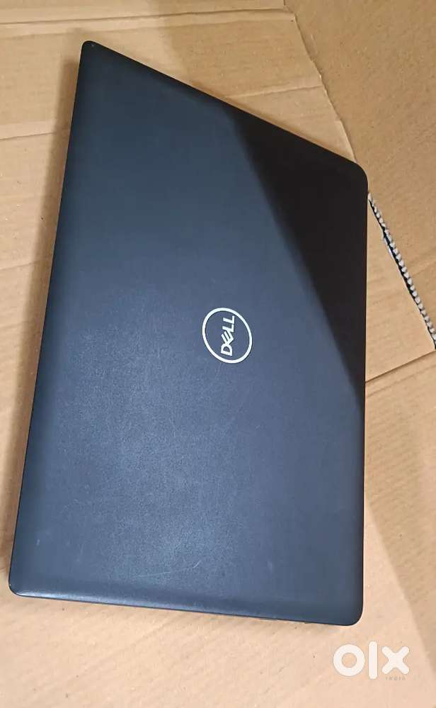 Laptop Dell. 8th Gen i7 With 2Gb Graphics. 8Gb. 256 Ssd. 15.6