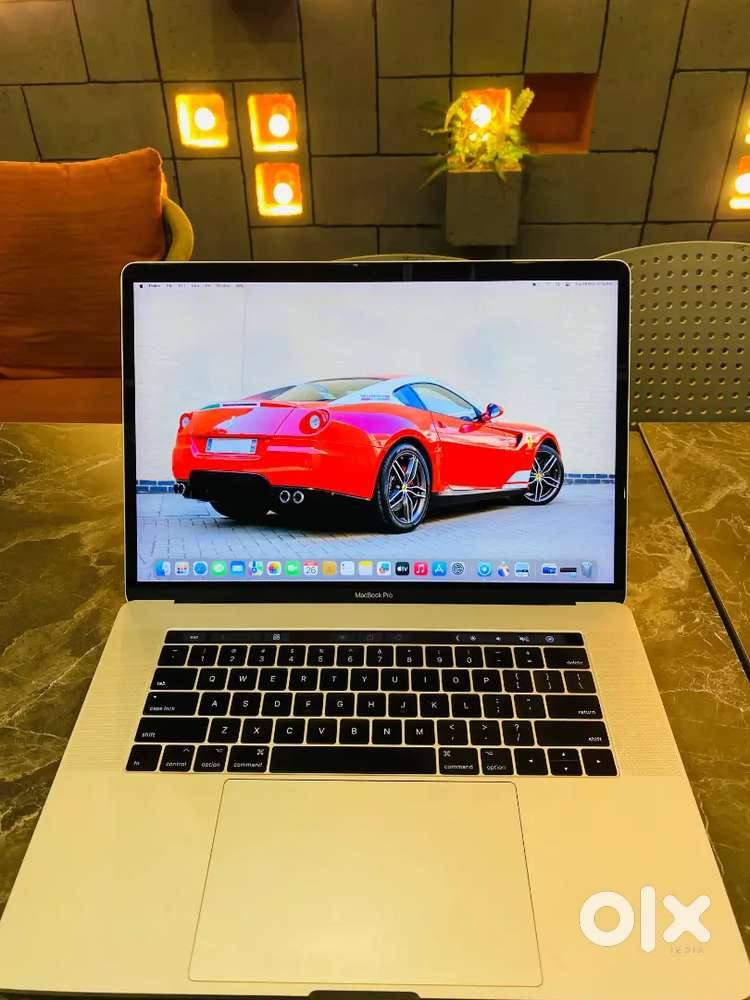 MACBOOK PRO A2141 I7 BRAND NEW CONDITION LAPTOP