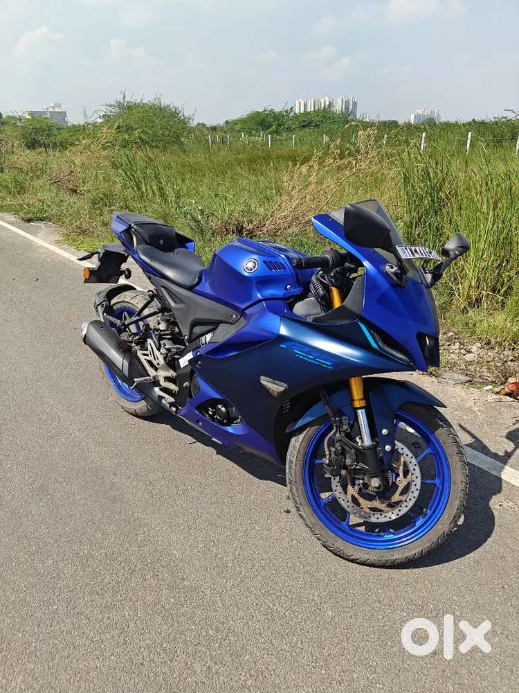 Yamaha R15 V4 for sale very good condition